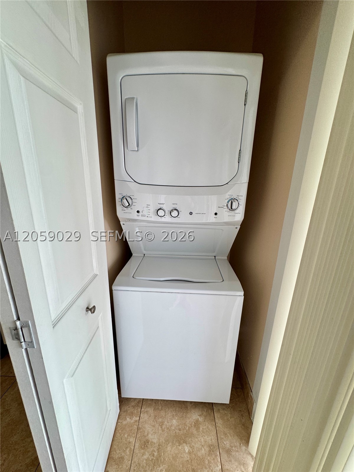 16743 Hemingway Dr #16743, Weston FL 33326