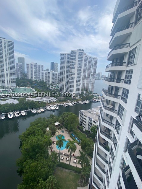 3400 NE 192nd St #1910, Aventura FL 33180