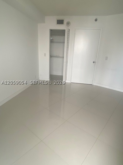 3400 NE 192nd St #1910, Aventura FL 33180