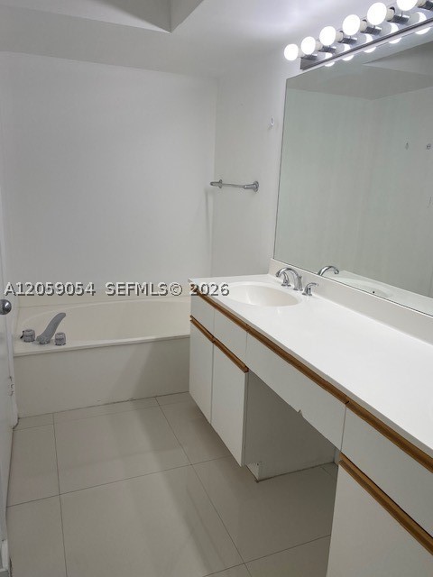 3400 NE 192nd St #1910, Aventura FL 33180