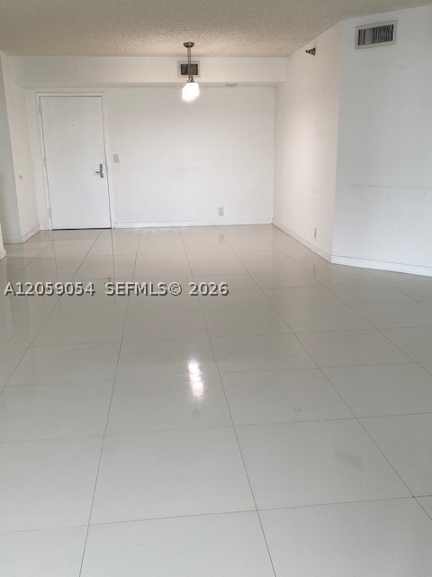 3400 NE 192nd St #1910, Aventura FL 33180