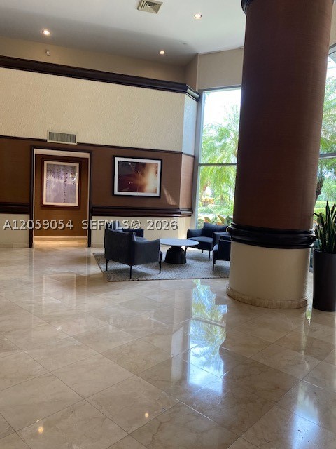 3400 NE 192nd St #1910, Aventura FL 33180