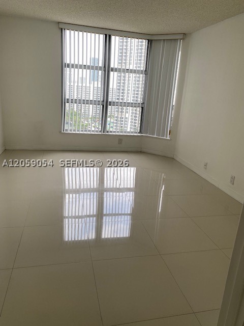3400 NE 192nd St #1910, Aventura FL 33180