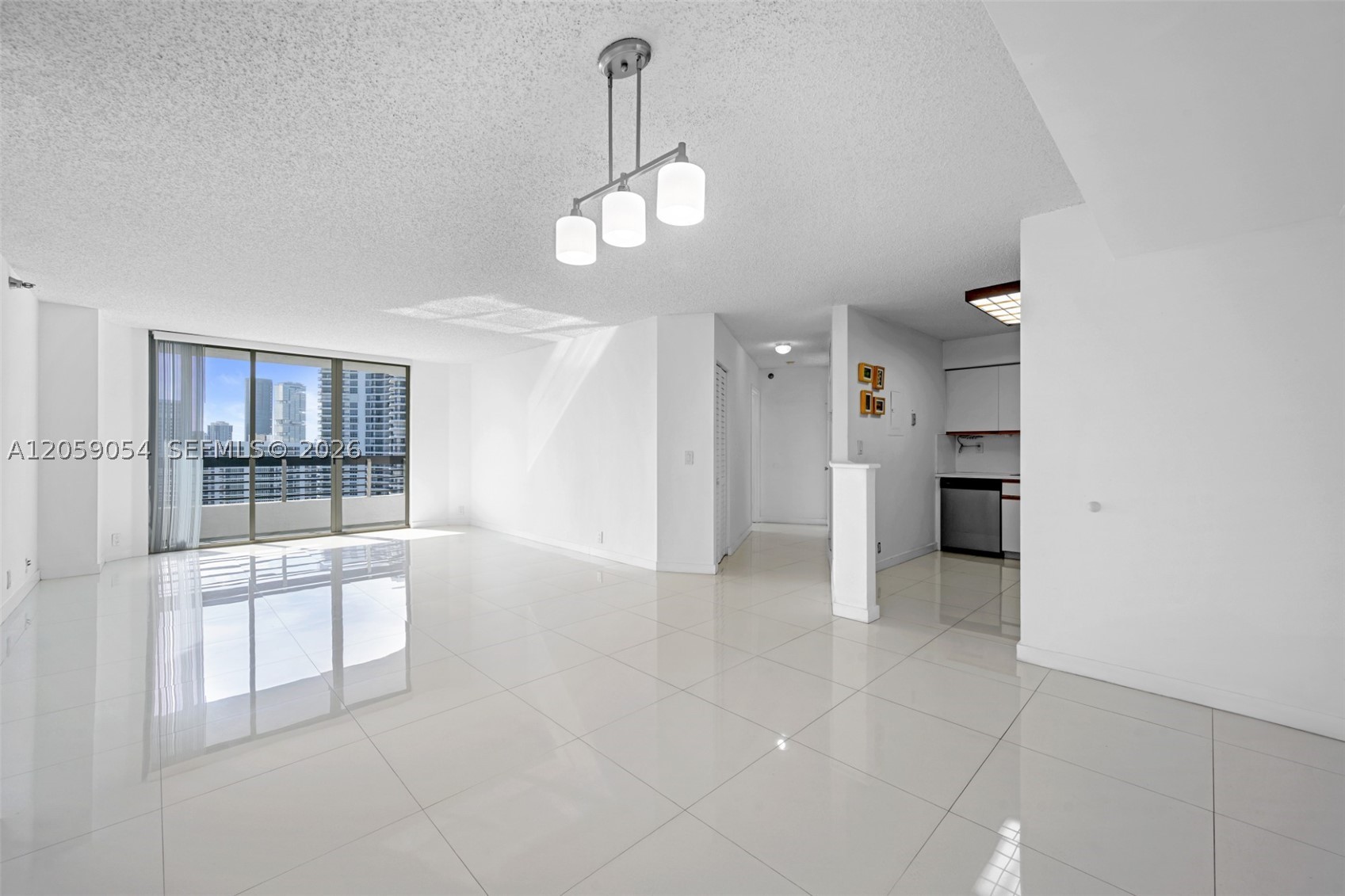3400 NE 192nd St #1910, Aventura FL 33180
