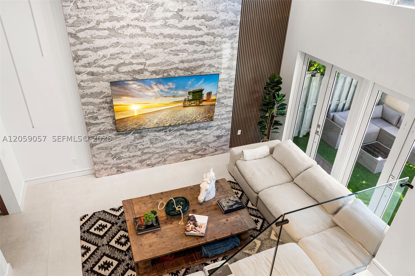 4027 194th Trl, Sunny Isles Beach FL 33160+Den