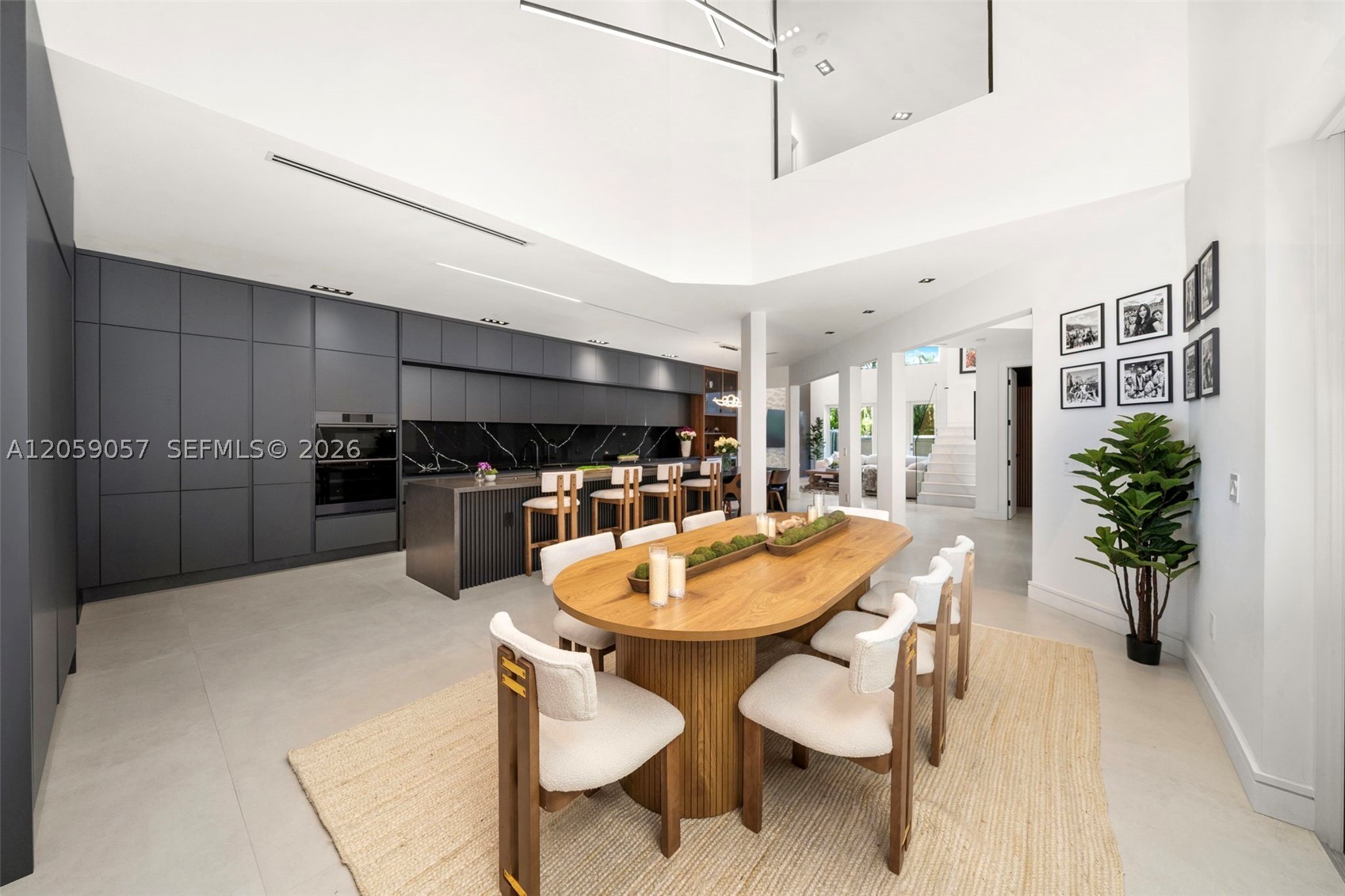 4027 194th Trl, Sunny Isles Beach FL 33160+Den