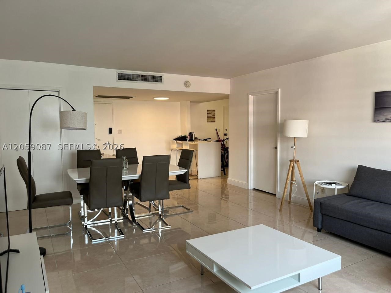 5161 Collins Ave #1510, Miami Beach FL 33140