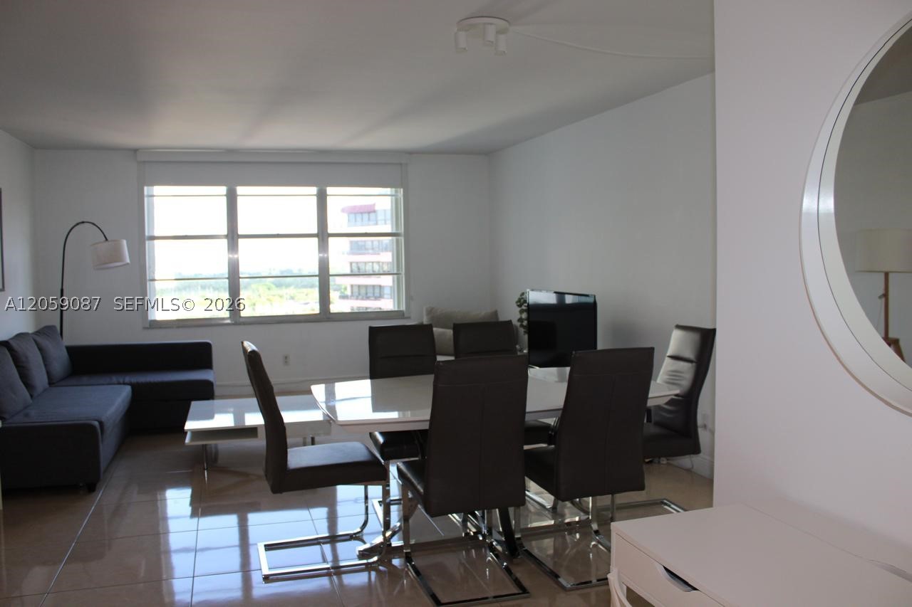 5161 Collins Ave #1510, Miami Beach FL 33140
