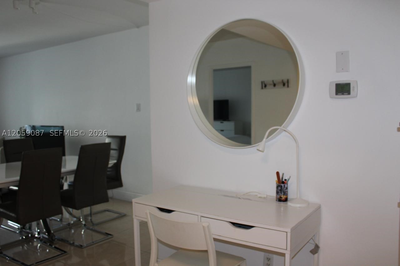 5161 Collins Ave #1510, Miami Beach FL 33140