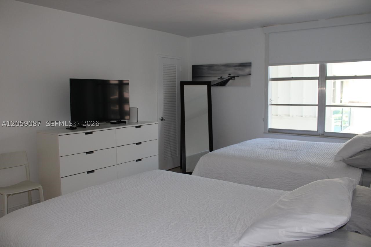5161 Collins Ave #1510, Miami Beach FL 33140