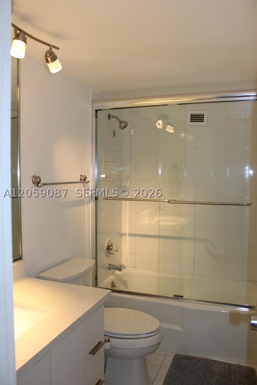 5161 Collins Ave #1510, Miami Beach FL 33140