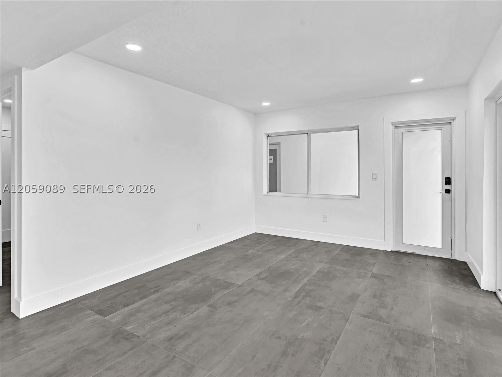 11900 N Bayshore Dr #101, North Miami FL 33181