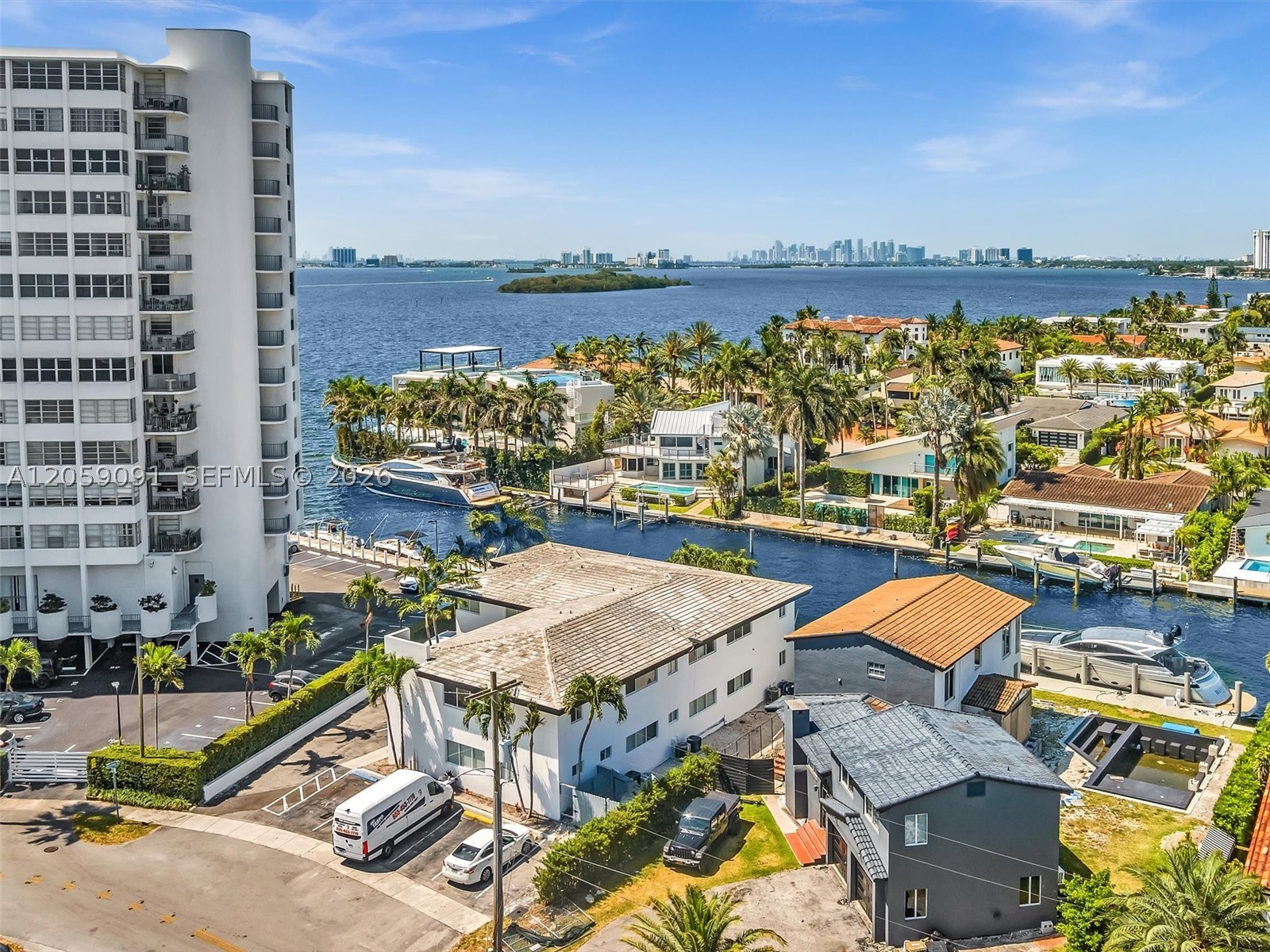 11900 N Bayshore Dr #104, North Miami FL 33181