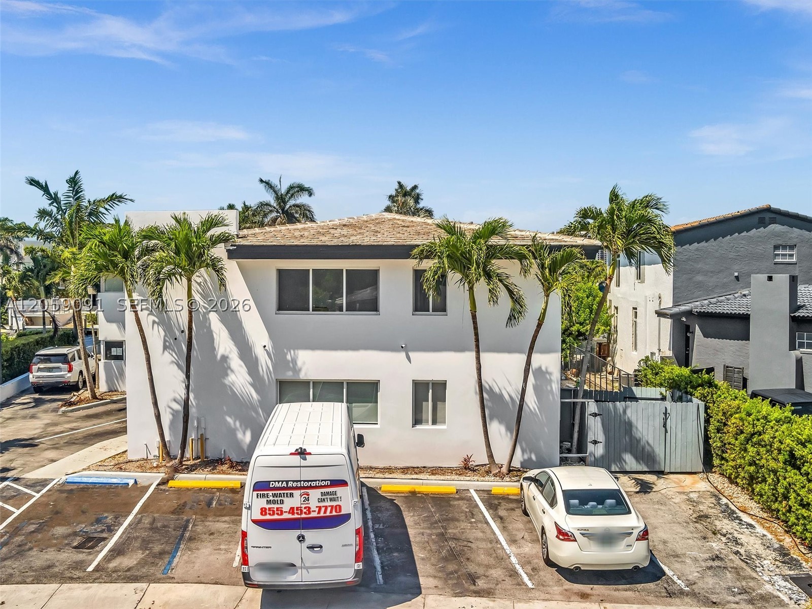 11900 N Bayshore Dr #104, North Miami FL 33181