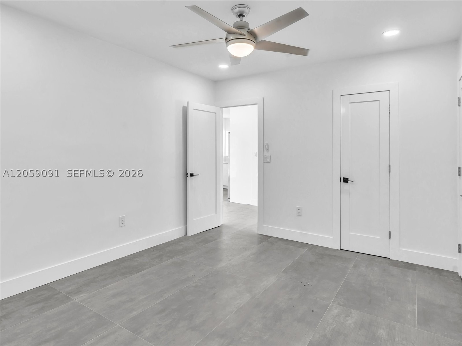 11900 N Bayshore Dr #104, North Miami FL 33181