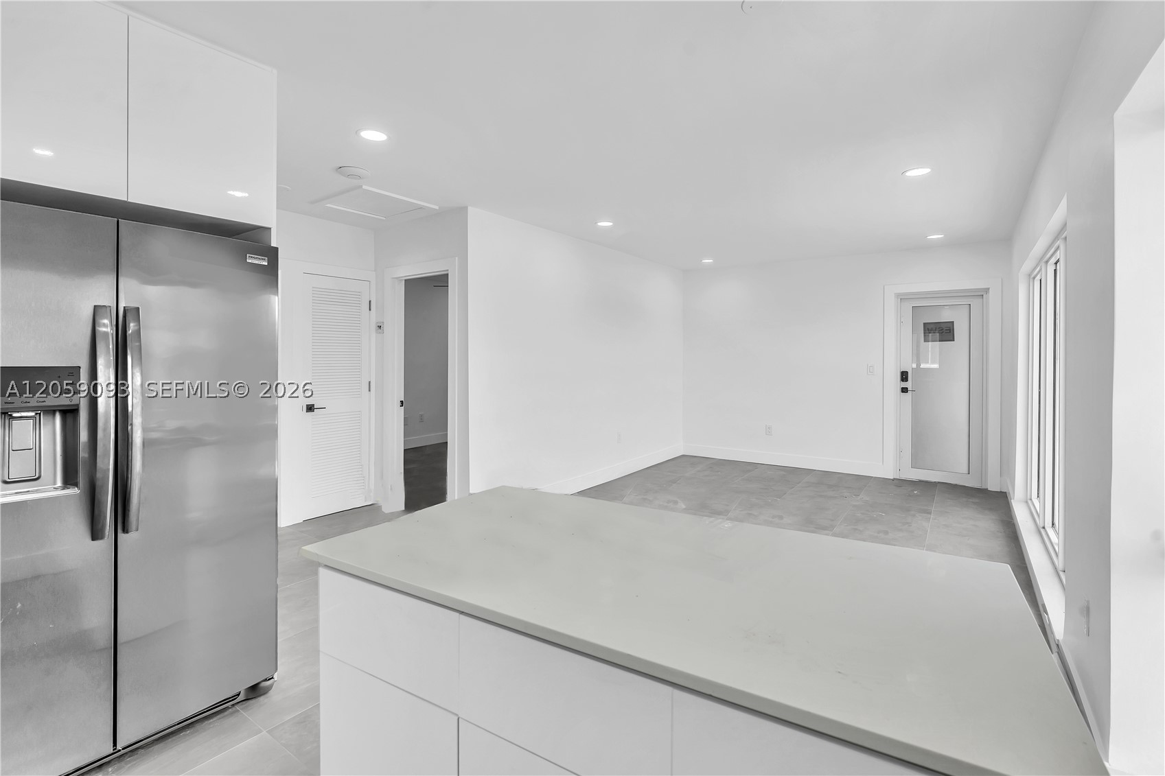 11900 N Bayshore Dr #206, North Miami FL 33181