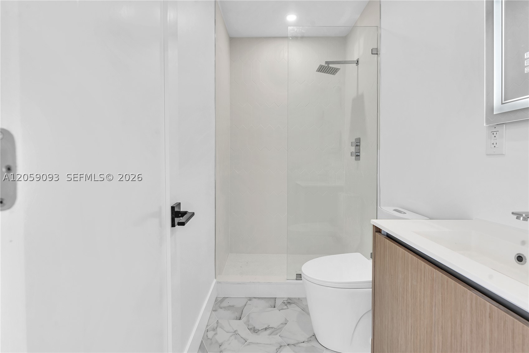11900 N Bayshore Dr #206, North Miami FL 33181
