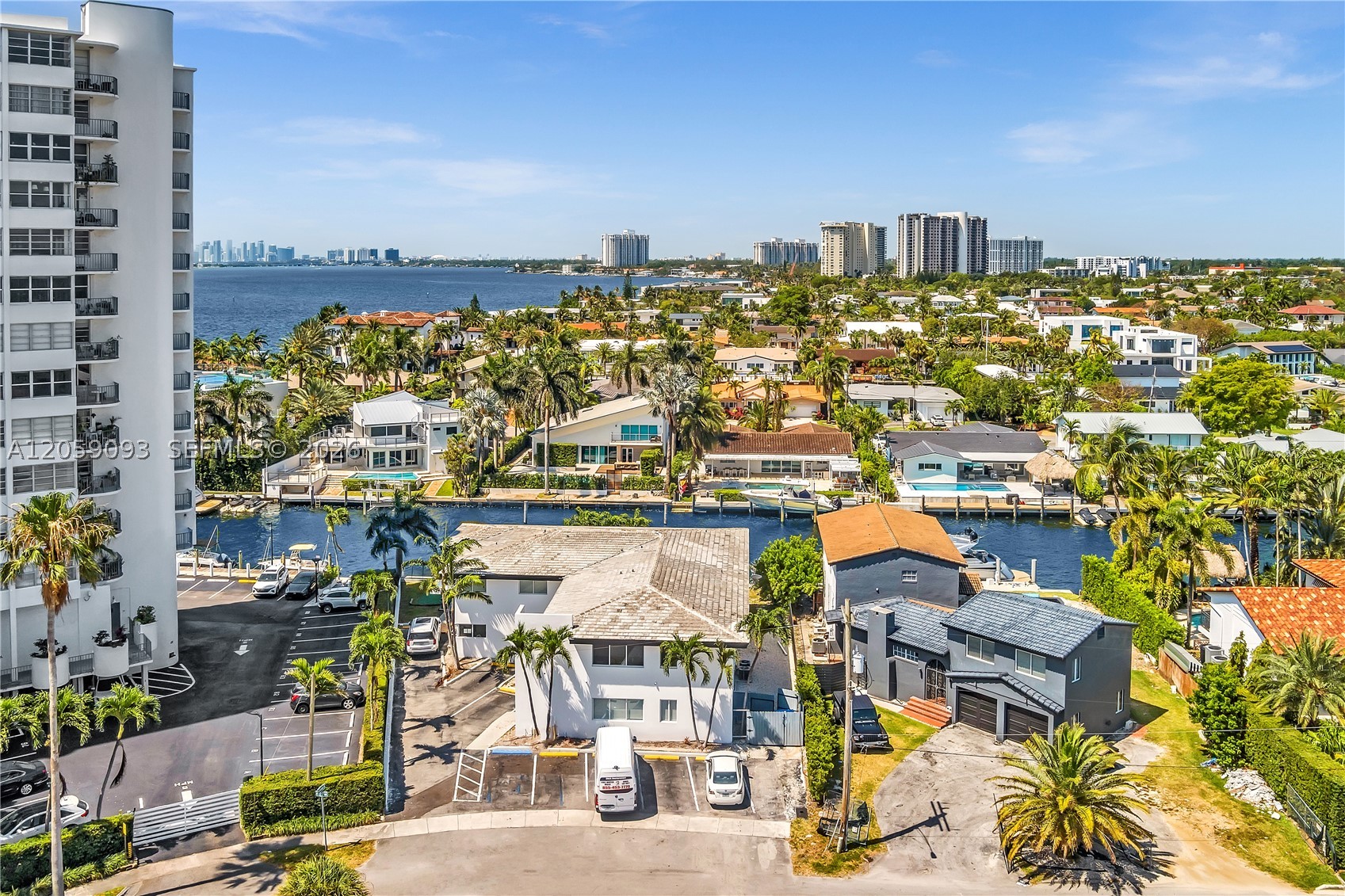 11900 N Bayshore Dr #206, North Miami FL 33181