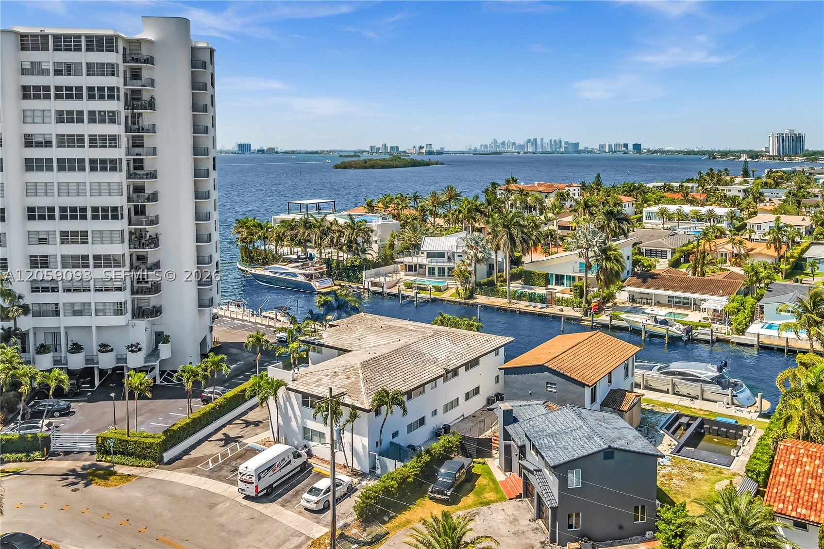 11900 N Bayshore Dr #206, North Miami FL 33181
