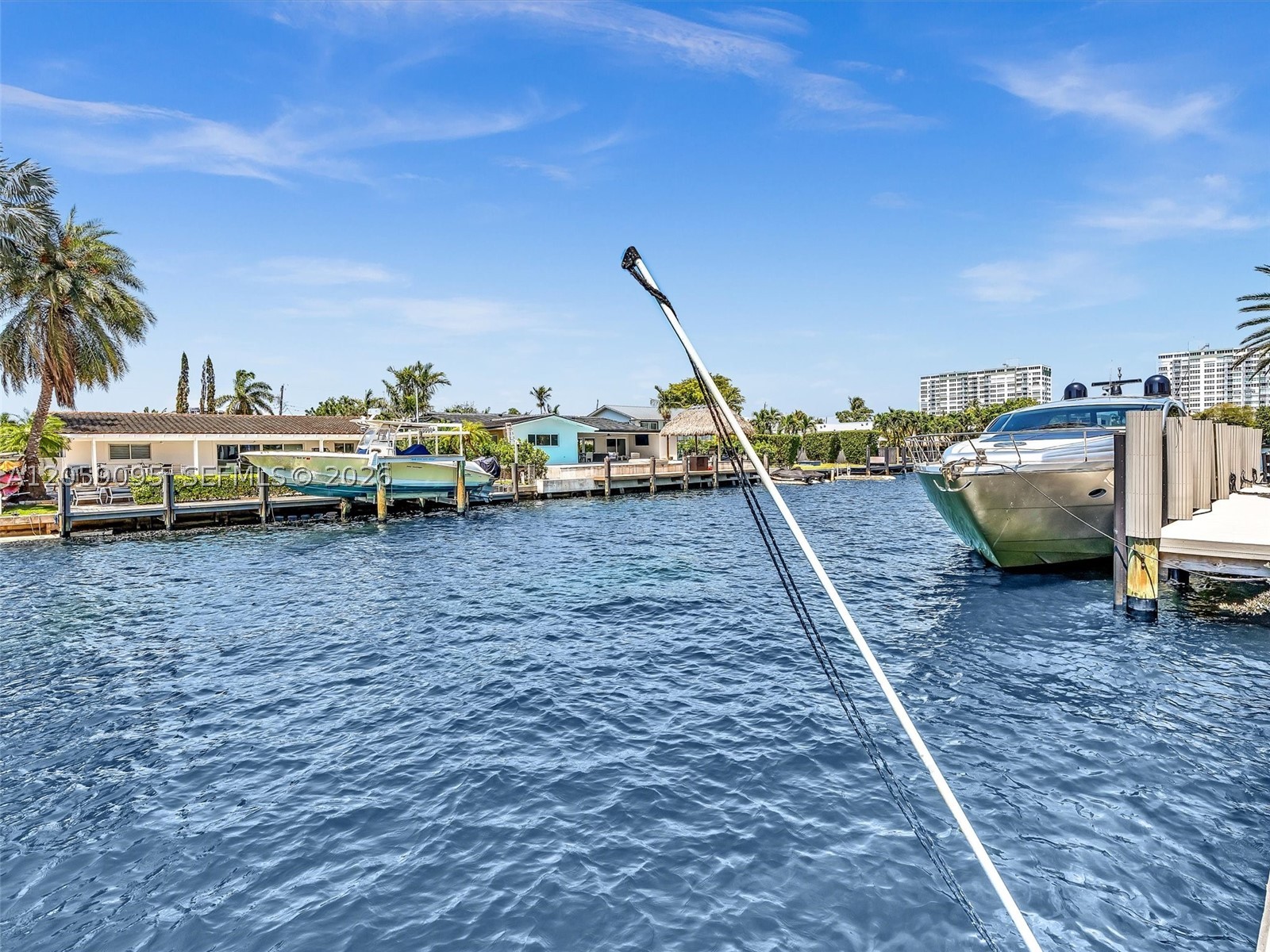 11900 N Bayshore Dr #207, North Miami FL 33181