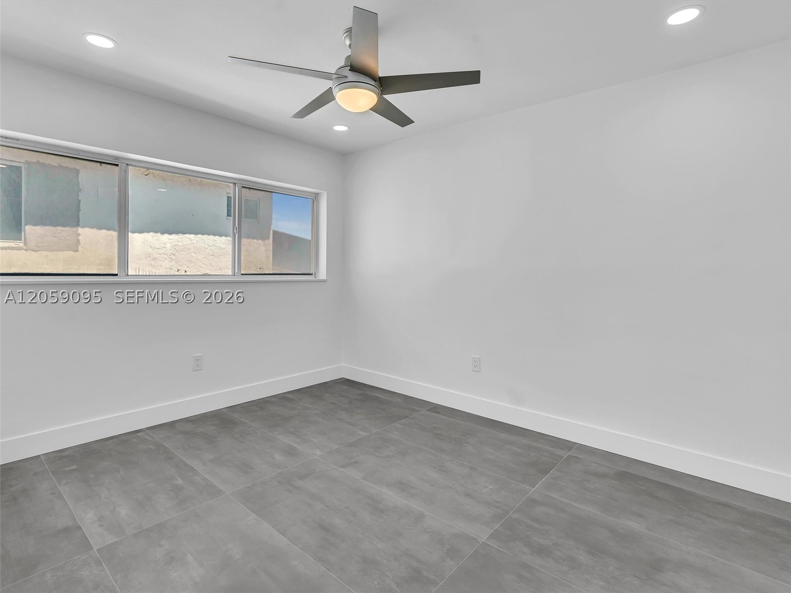 11900 N Bayshore Dr #207, North Miami FL 33181