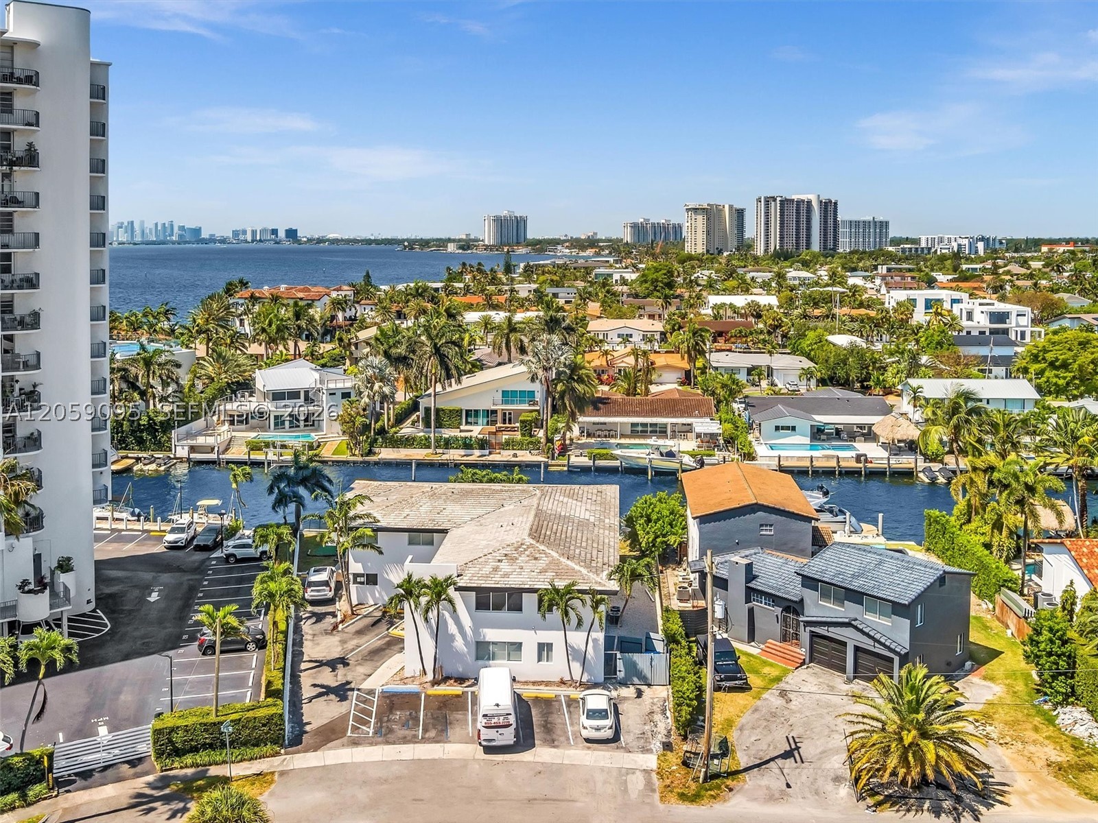 11900 N Bayshore Dr #207, North Miami FL 33181
