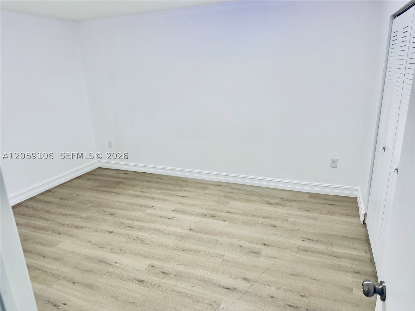 7011 Crown Gate Ct., Miami Lakes FL 33014