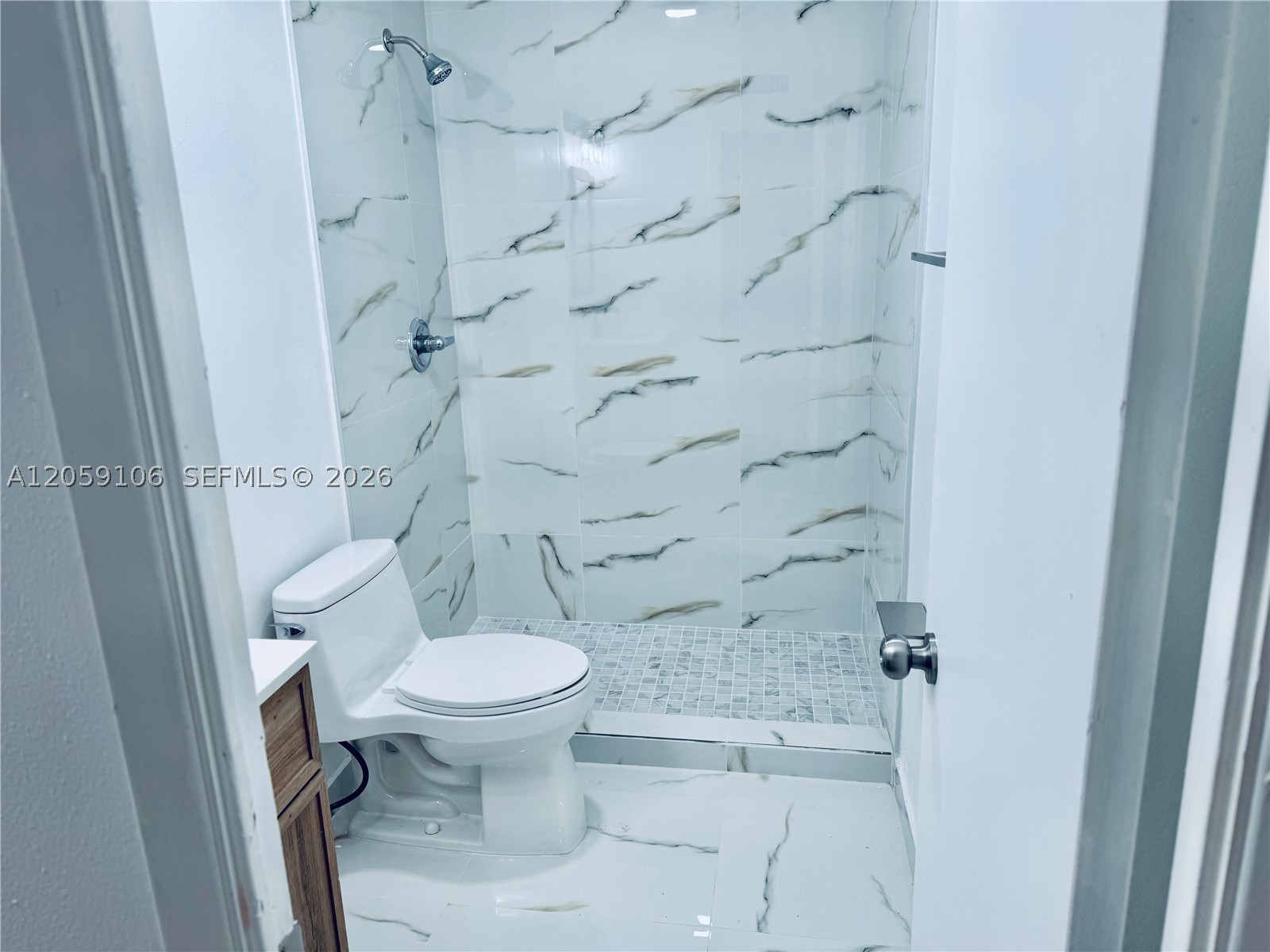 7011 Crown Gate Ct., Miami Lakes FL 33014