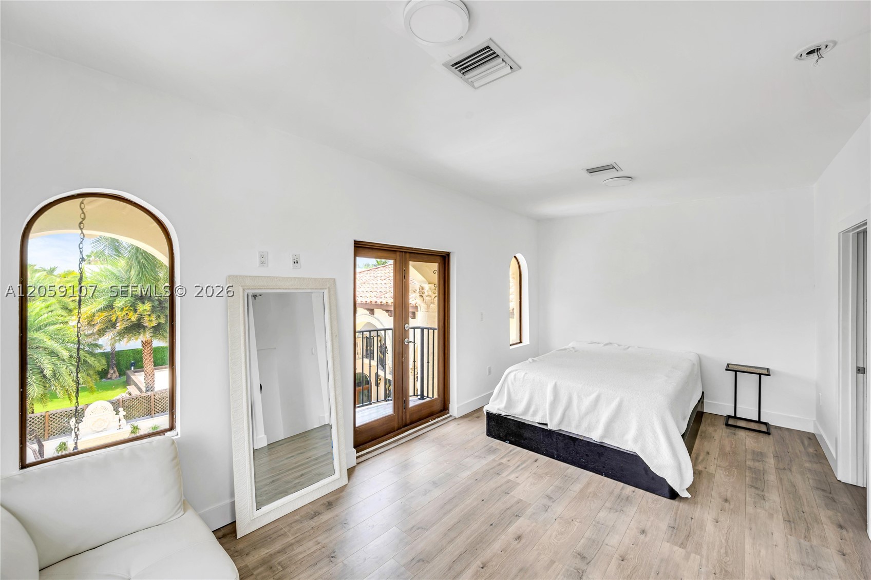 270 Atlantic Ave, Sunny Isles Beach FL 33160