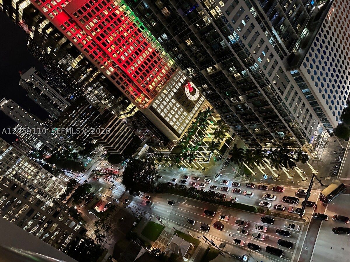 485 Brickell Ave #2507, Miami FL 33131