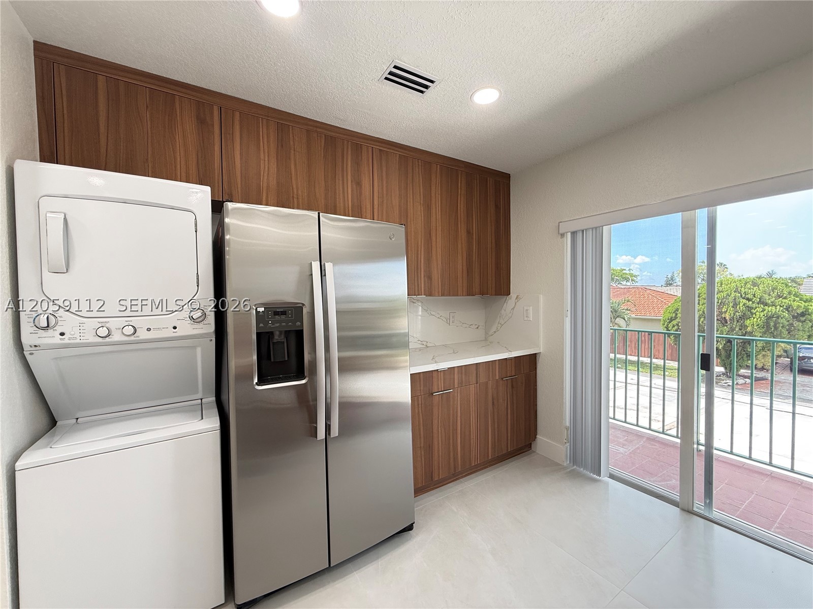 3514 W 76th St #201, Hialeah FL 33018