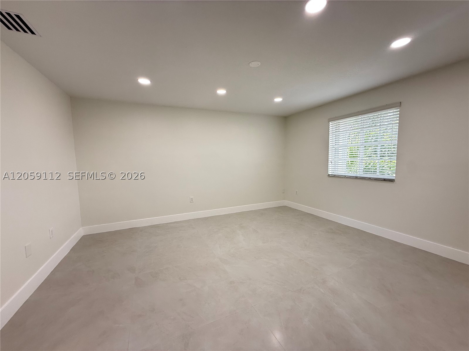 3514 W 76th St #201, Hialeah FL 33018