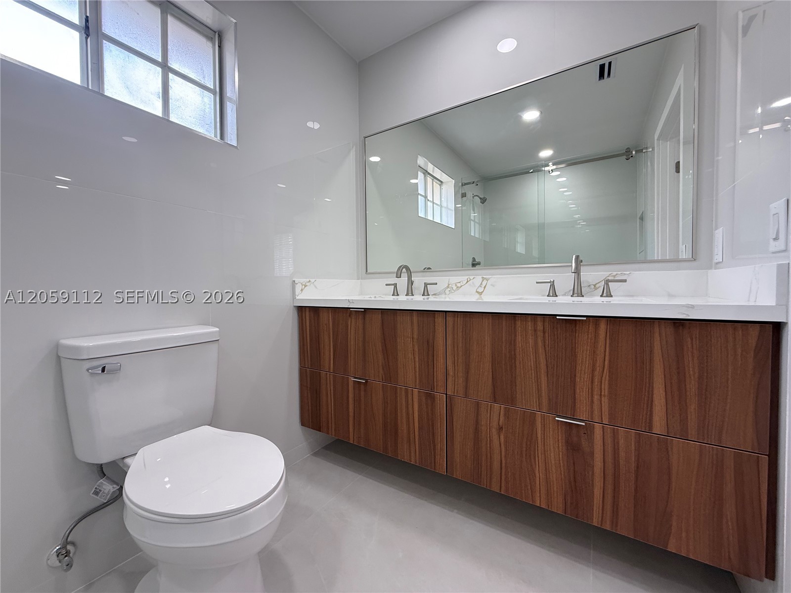 3514 W 76th St #201, Hialeah FL 33018