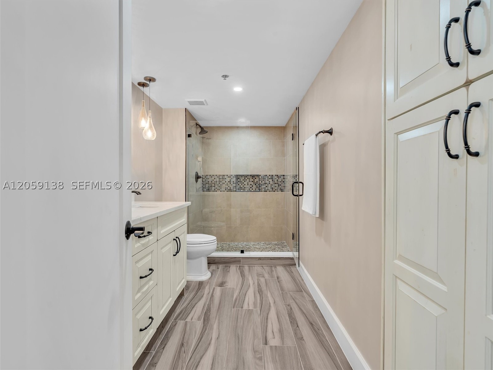 1201 S Ocean Dr #802S, Hollywood FL 33019