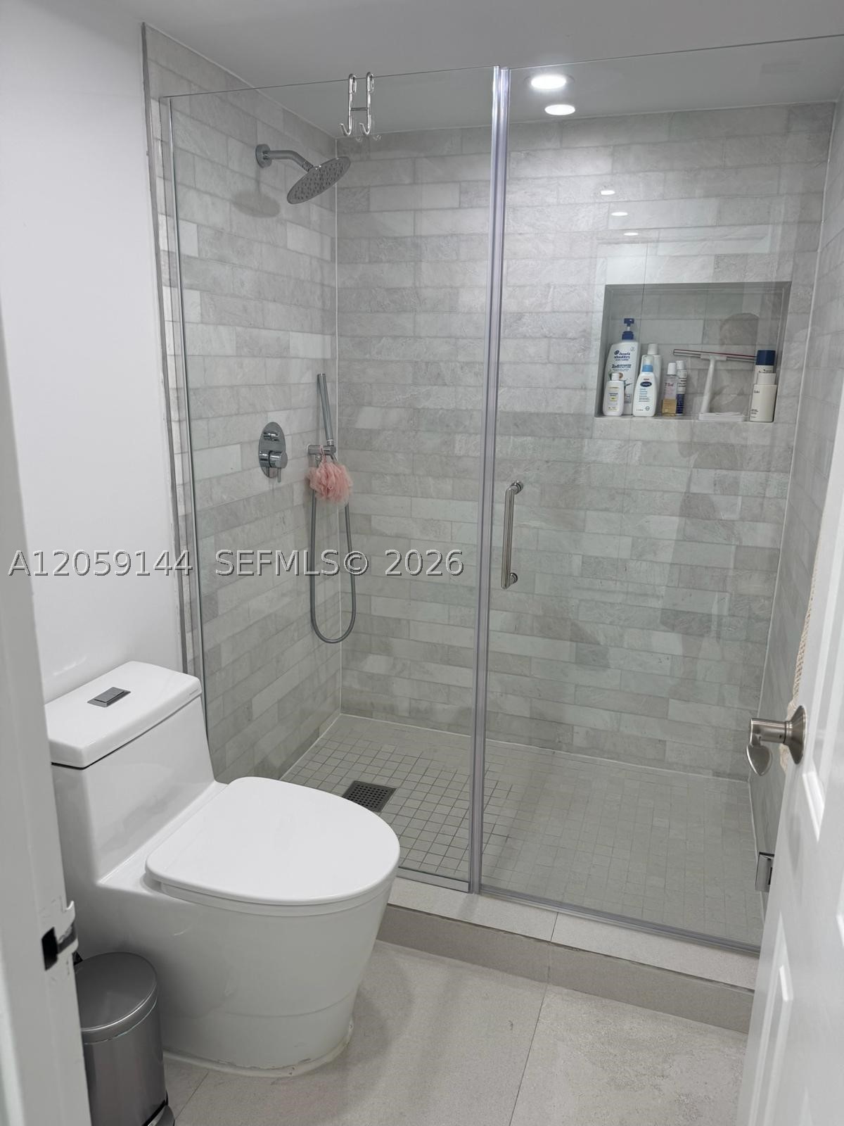 2333 Brickell Ave #2512, Miami FL 33129