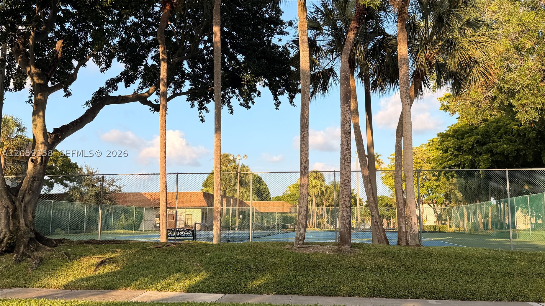 6090 N Sabal Palm Blvd #311, Tamarac FL 33319