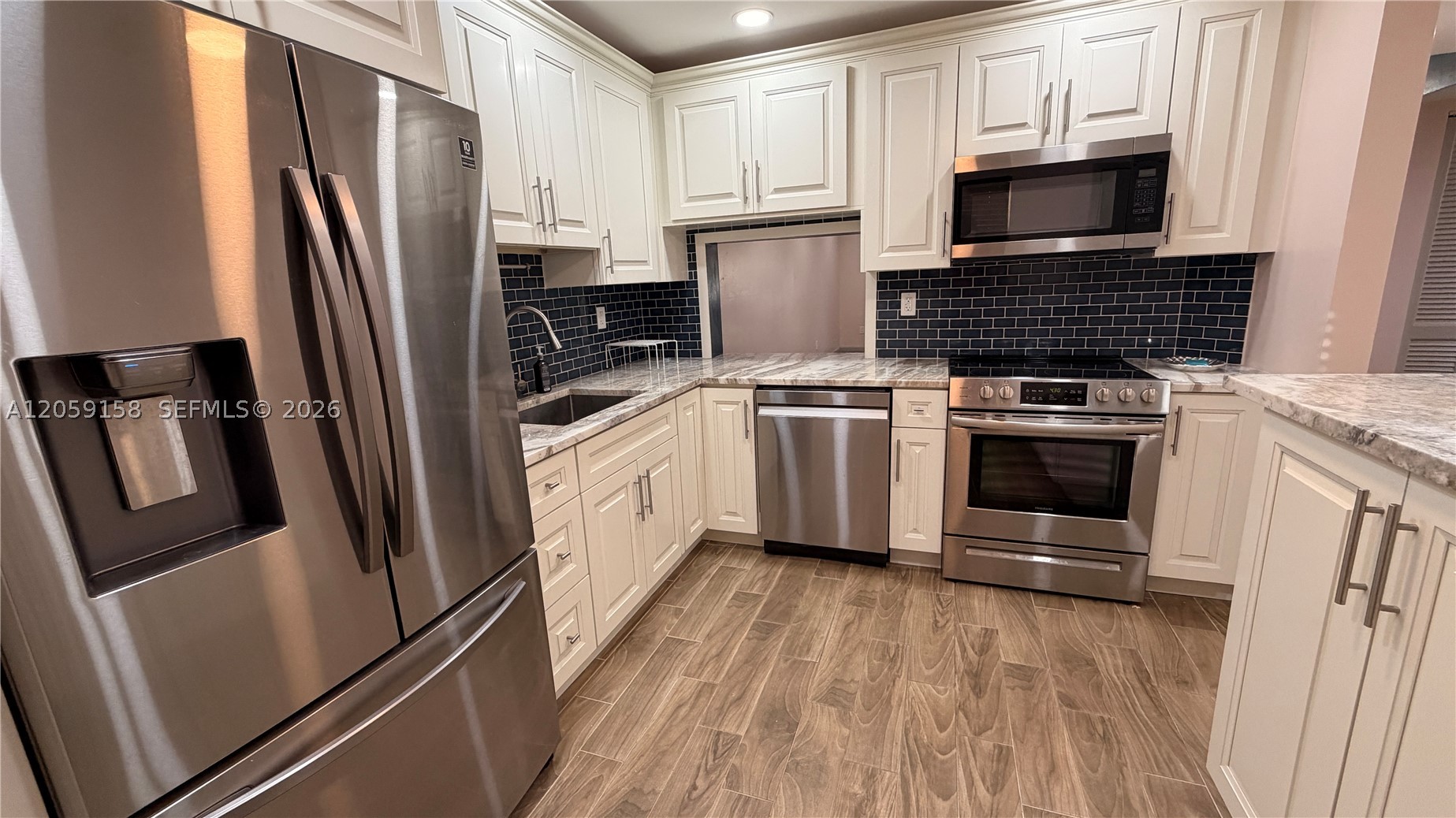 6090 N Sabal Palm Blvd #311, Tamarac FL 33319