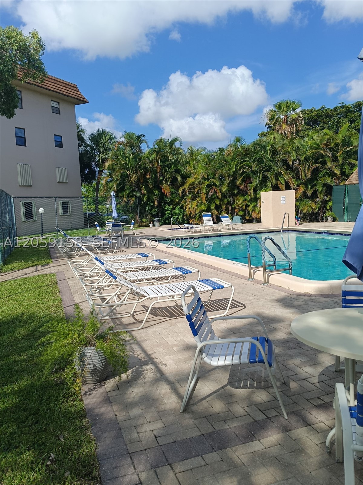 6090 N Sabal Palm Blvd #311, Tamarac FL 33319
