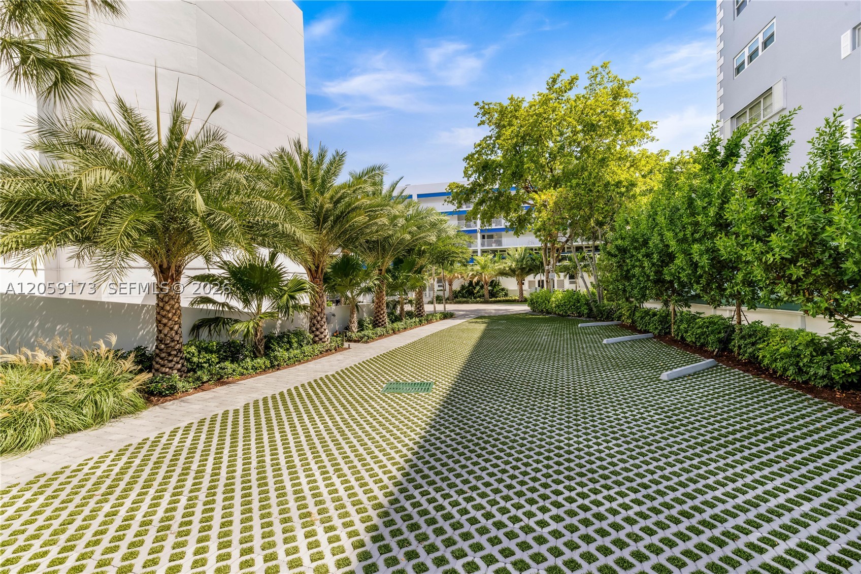 3100 NE 47th Ct #13, Fort Lauderdale FL 33308