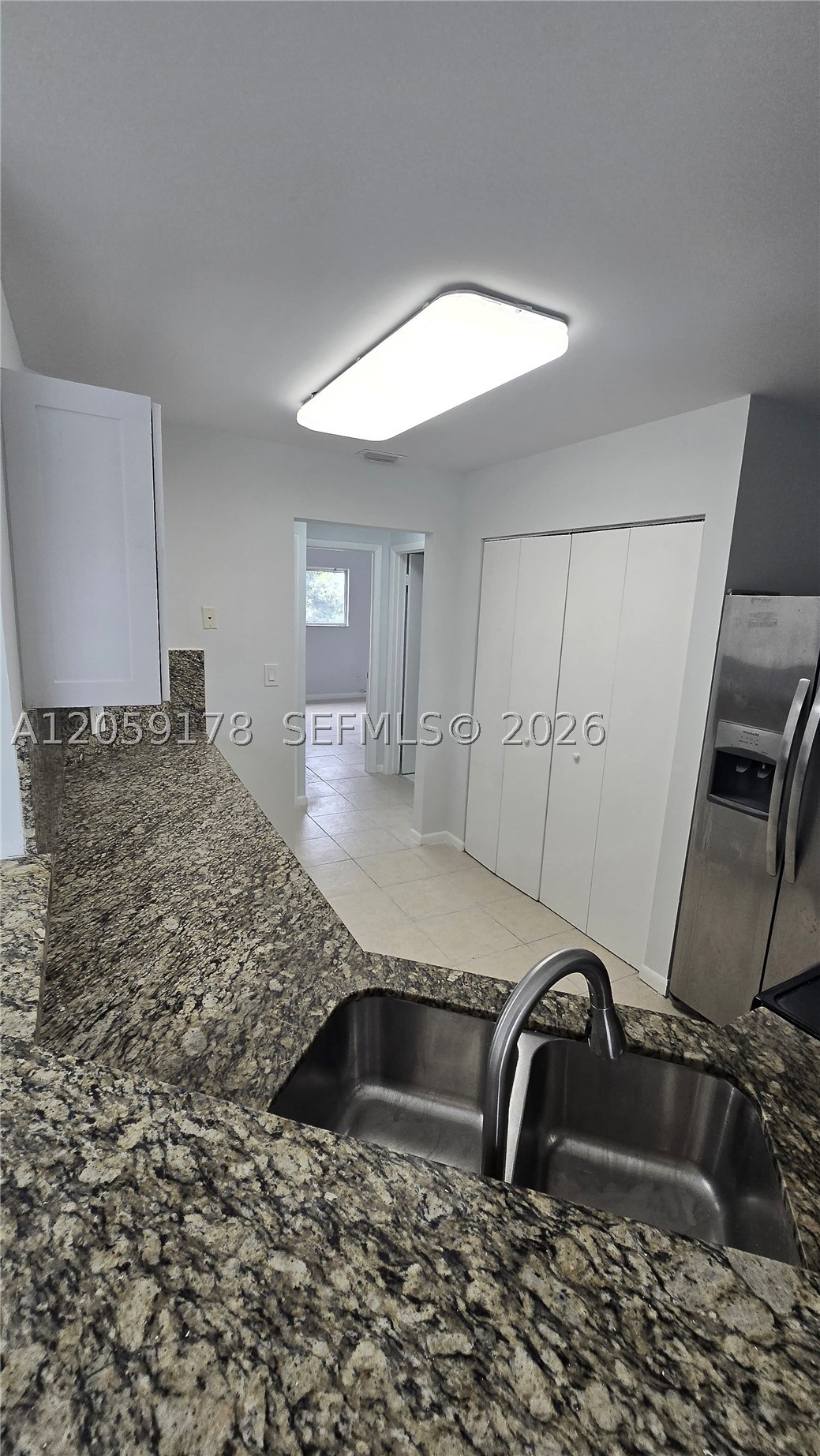 3409 NW 44th St #201, Oakland Park FL 33309