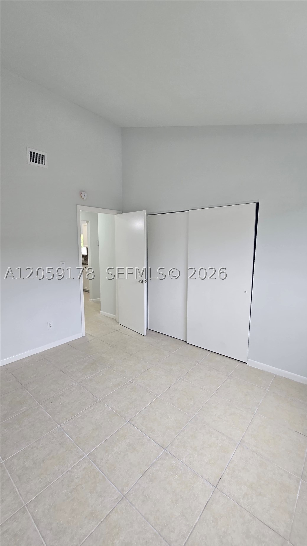 3409 NW 44th St #201, Oakland Park FL 33309