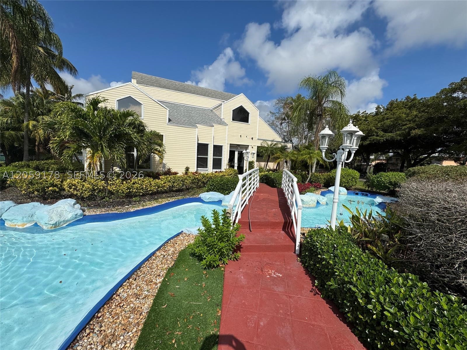 3409 NW 44th St #201, Oakland Park FL 33309