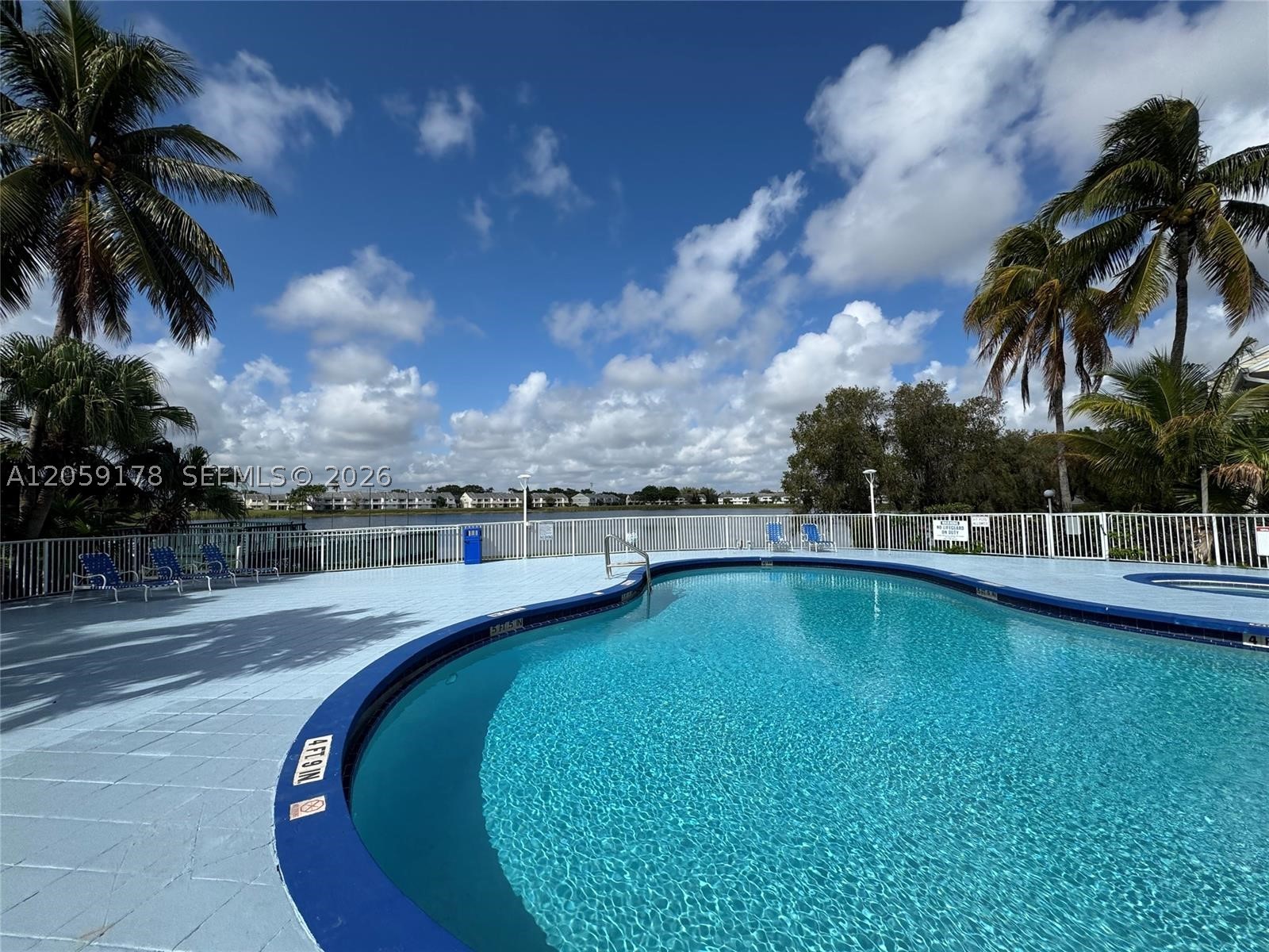 3409 NW 44th St #201, Oakland Park FL 33309