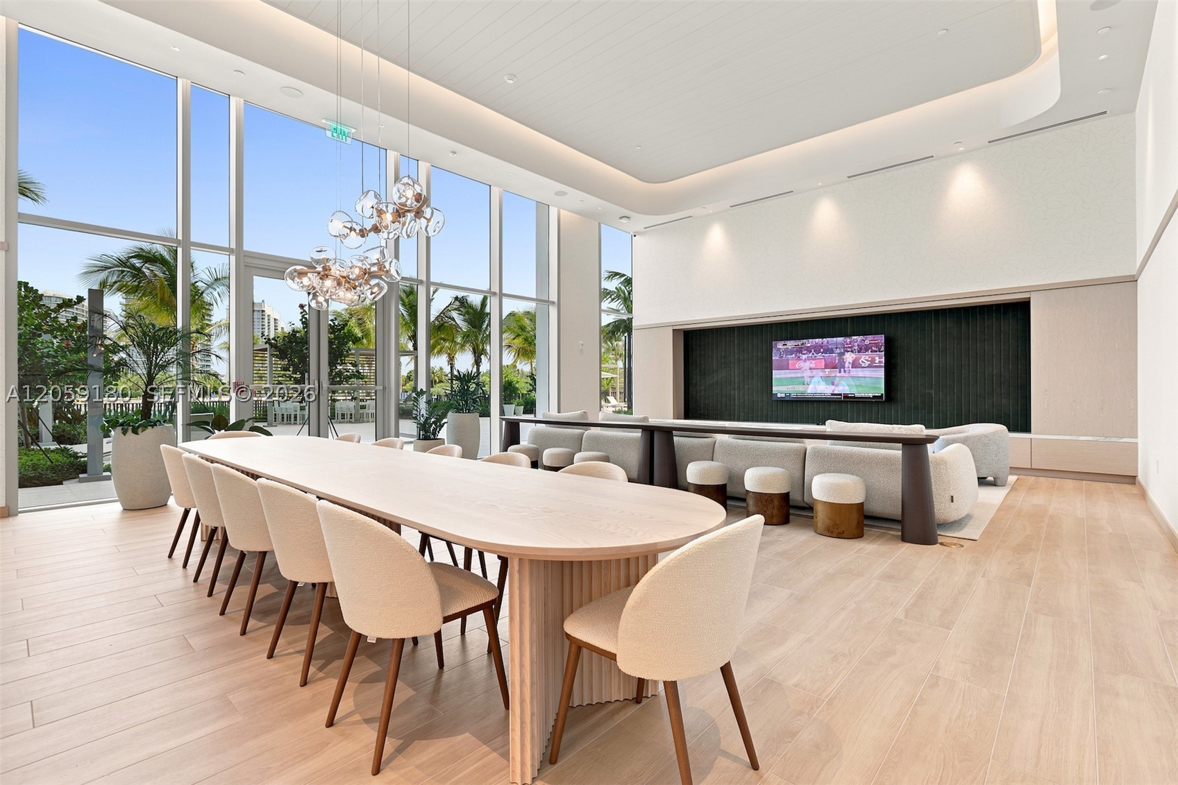2411 Laguna Circle #1107, North Miami FL 33181
