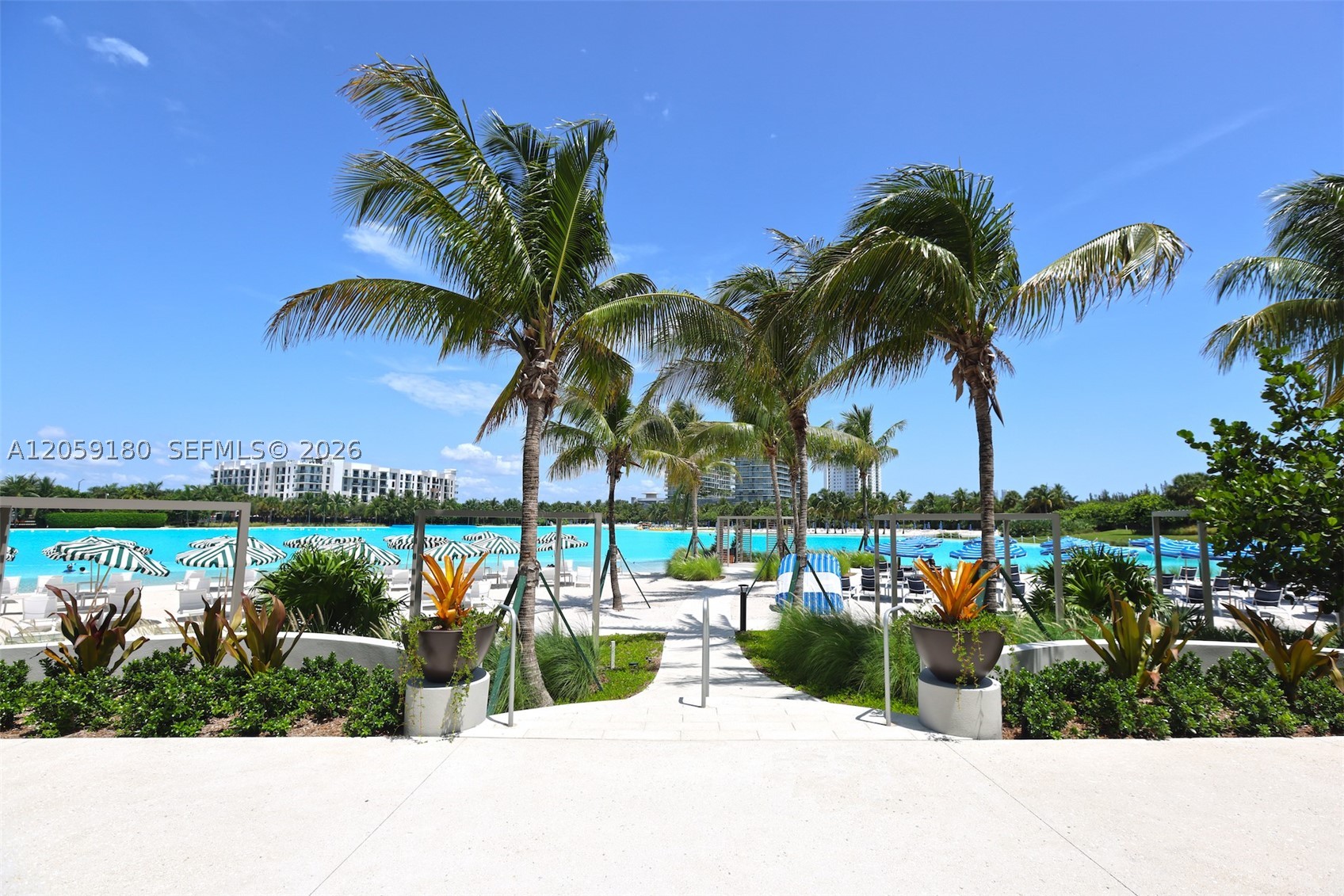 2411 Laguna Circle #1107, North Miami FL 33181