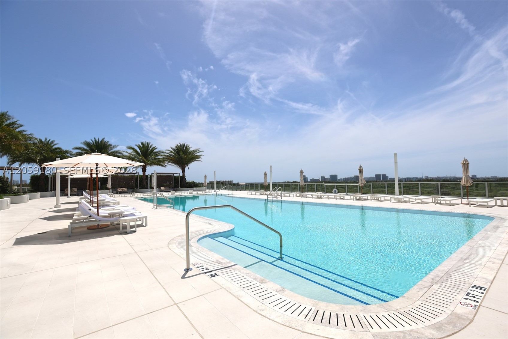 2411 Laguna Circle #1107, North Miami FL 33181