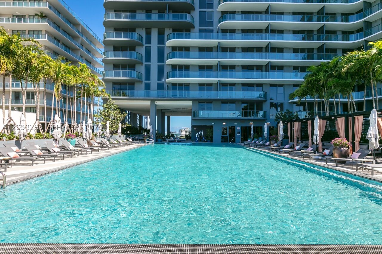 121 NE 34th St #1211, Miami FL 33137