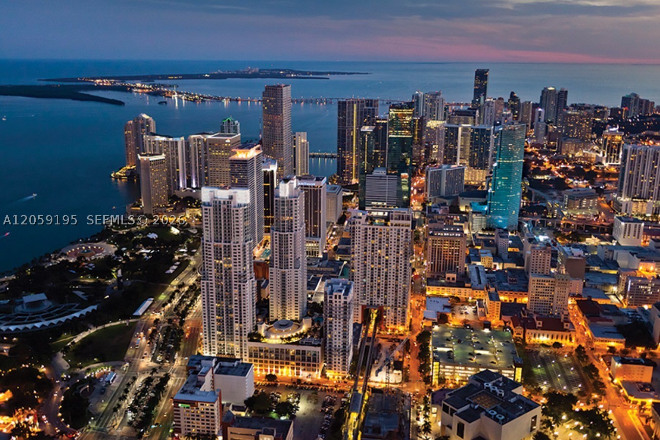 253 NE 2nd St #3302, Miami FL 33132
