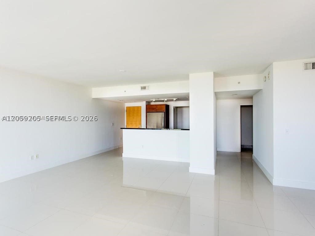 244 Biscayne Blvd #1202, Miami FL 33132