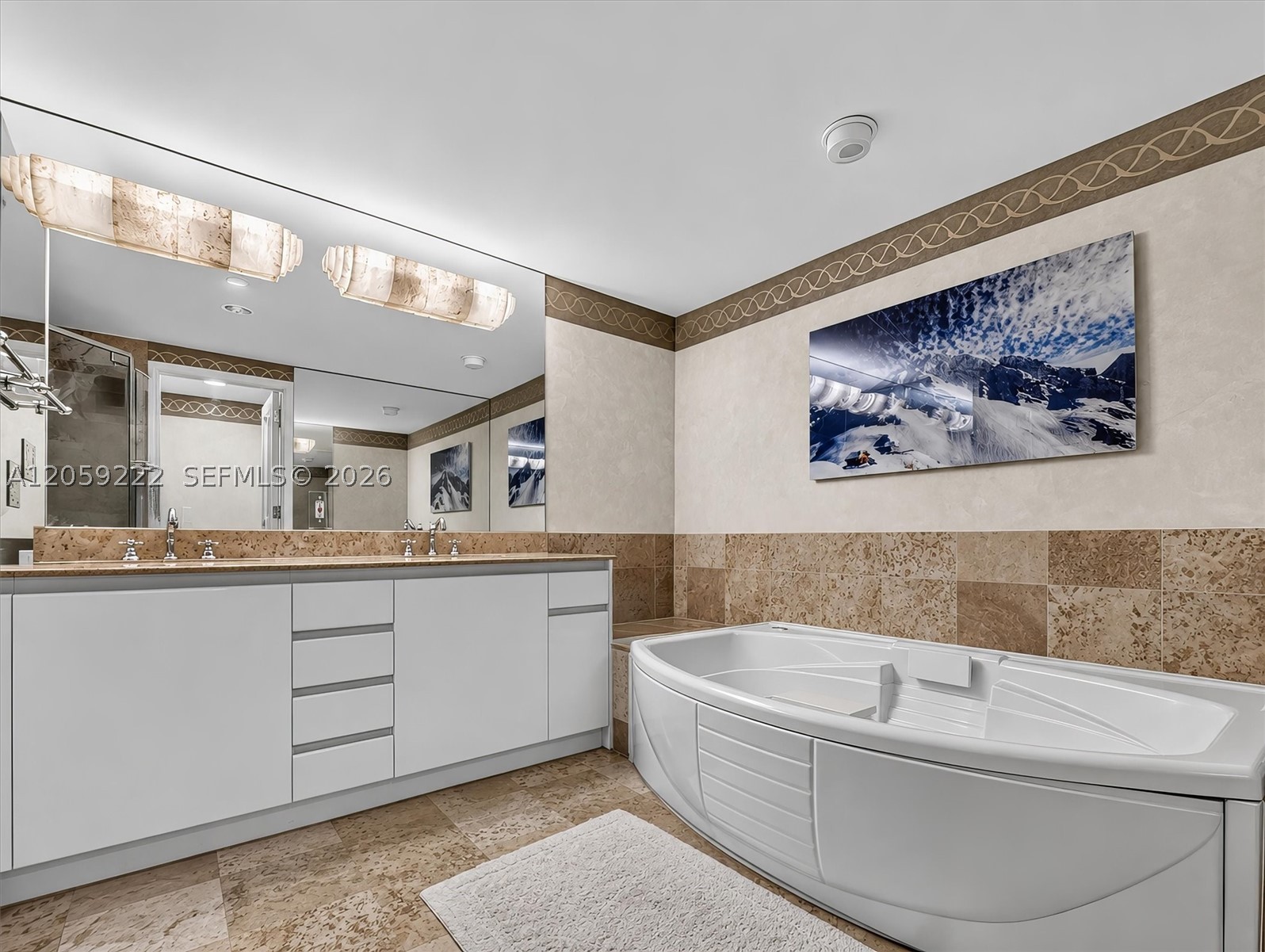 1455 Ocean Dr #704, Miami Beach FL 33139